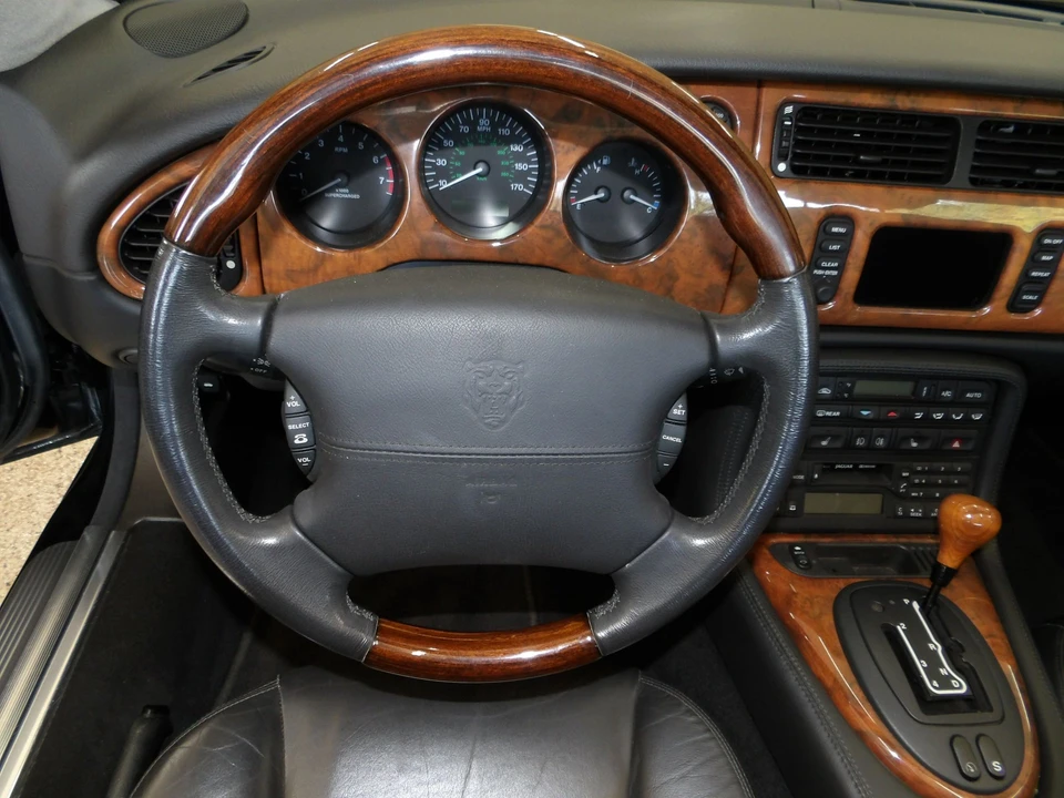 2001 Jaguar X100 XKR - Image 8 of 14