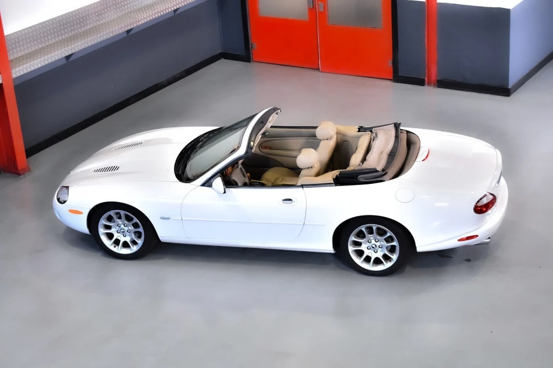 2001 Jaguar X100 XKR - Image 24 of 31