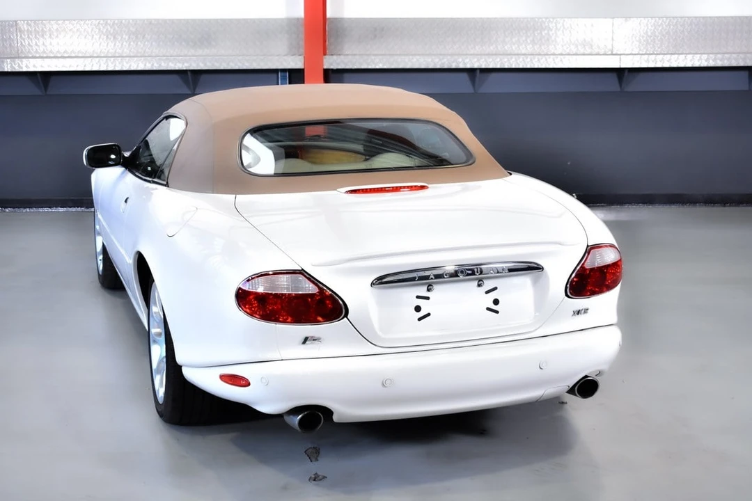 2001 Jaguar X100 XKR - Image 26 of 31