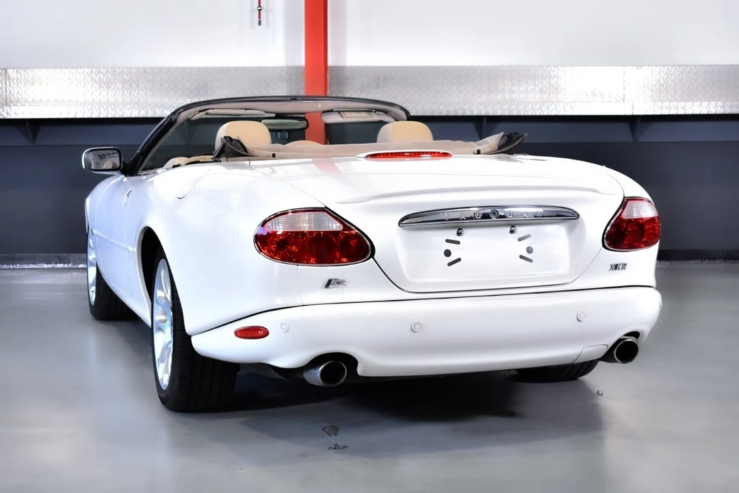2001 Jaguar X100 XKR - Image 16 of 31