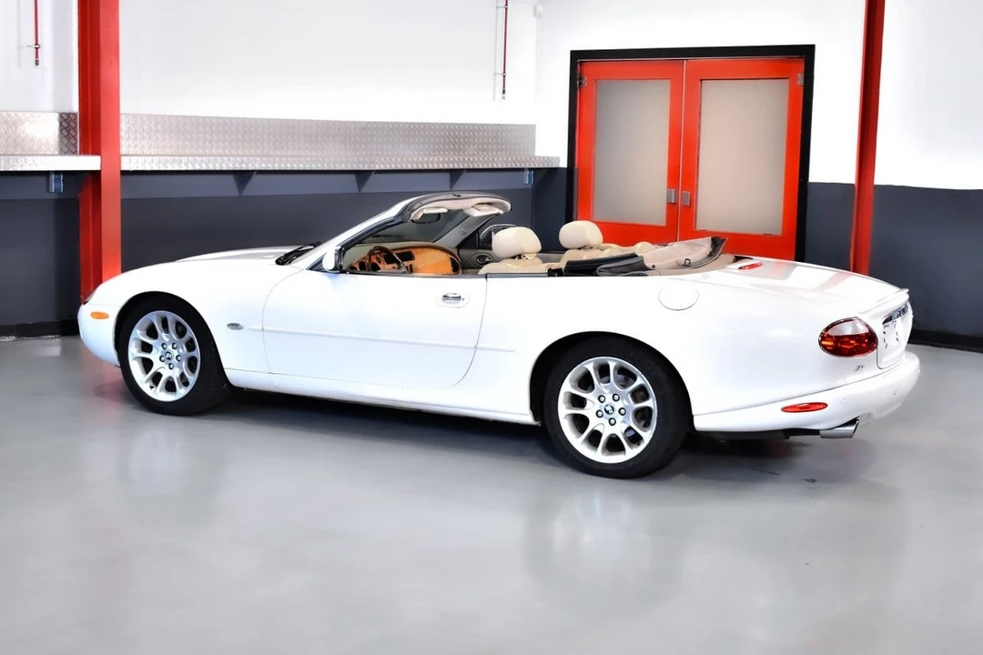 2001 Jaguar X100 XKR - Image 19 of 31