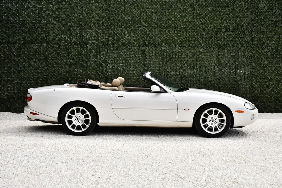 2001 Jaguar X100 XKR - Image 7 of 31