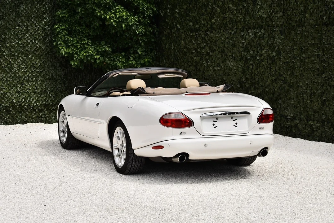 2001 Jaguar X100 XKR - Image 9 of 31