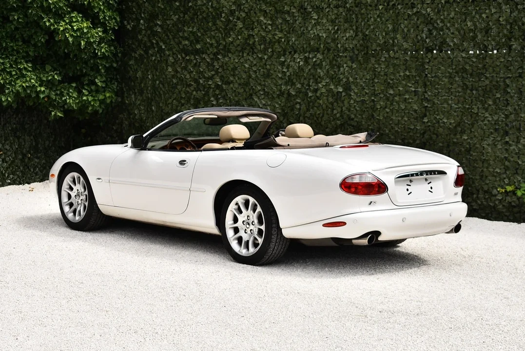 2001 Jaguar X100 XKR - Image 11 of 31