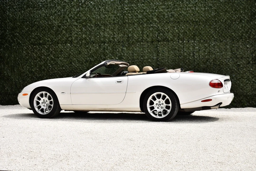 2001 Jaguar X100 XKR - Image 13 of 31