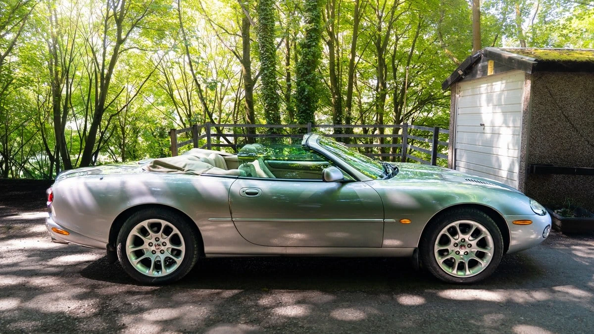 2001 Jaguar X100 XKR - Image 13 of 30