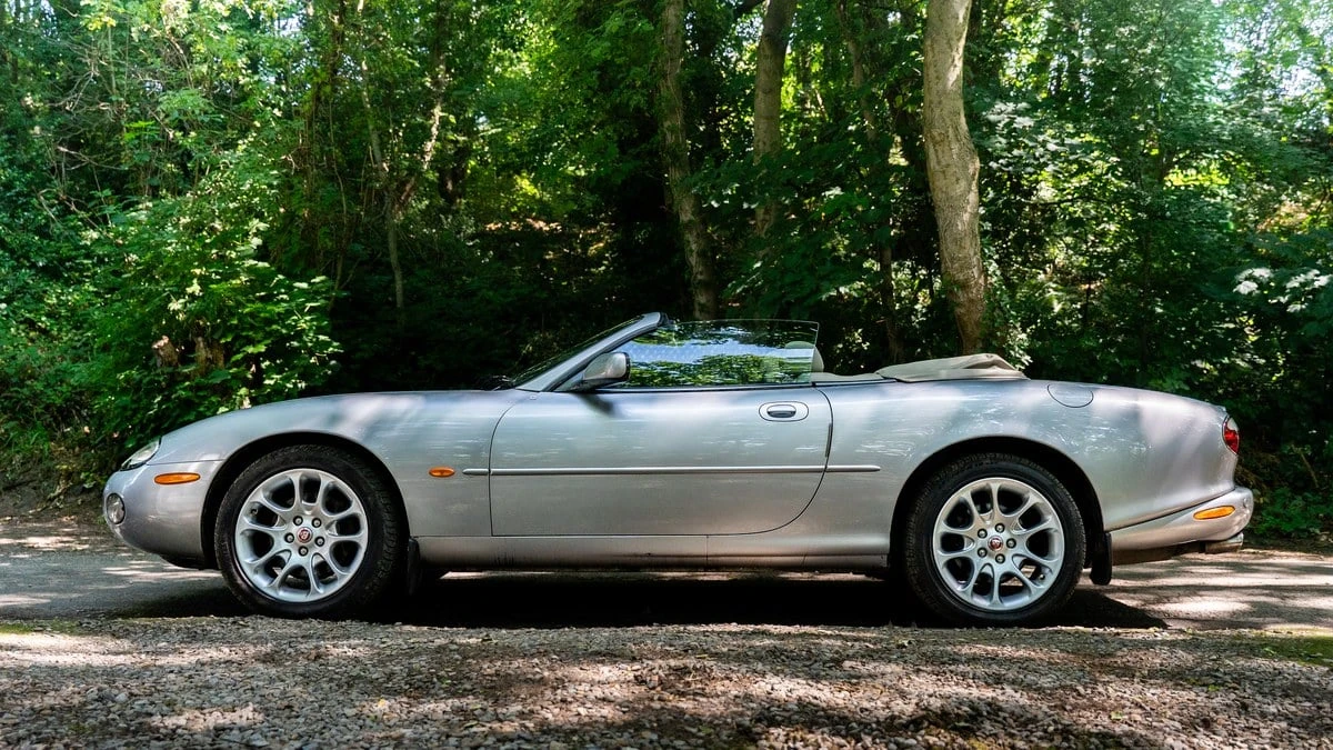 2001 Jaguar X100 XKR - Image 15 of 30