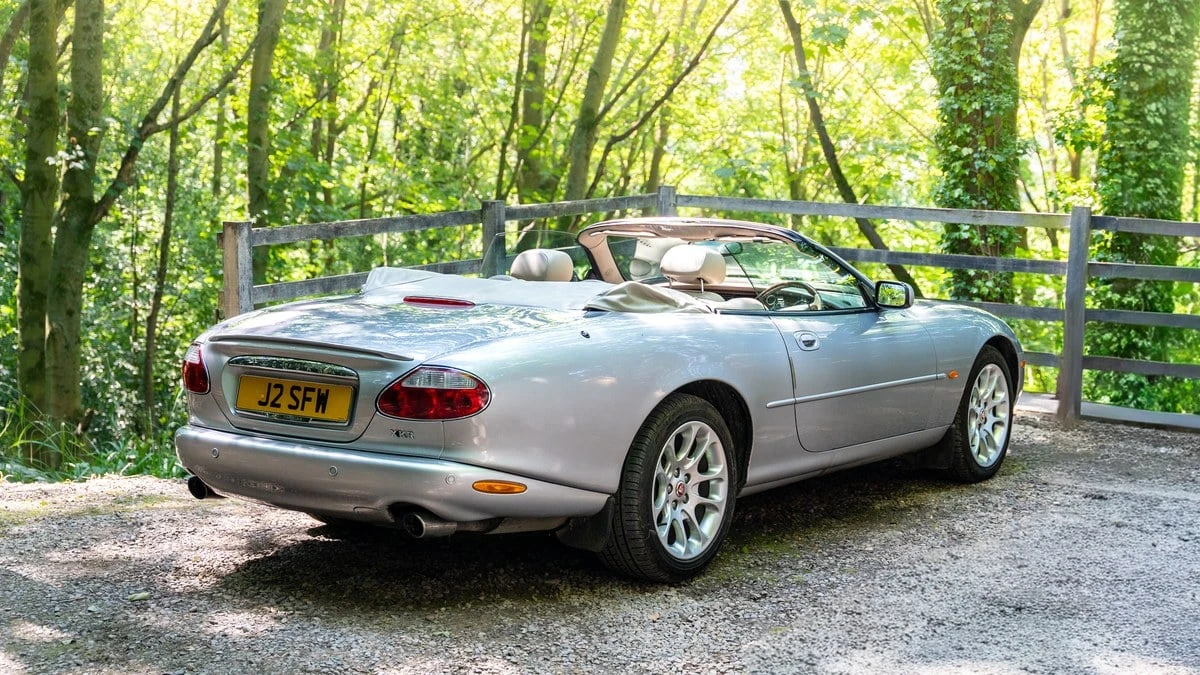 2001 Jaguar X100 XKR - Image 16 of 30