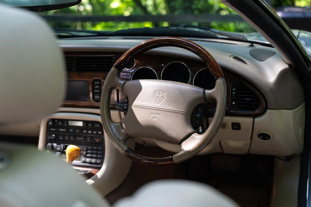 2001 Jaguar X100 XKR - Image 27 of 30