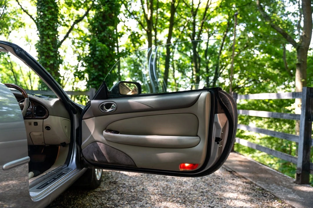 2001 Jaguar X100 XKR - Image 24 of 30