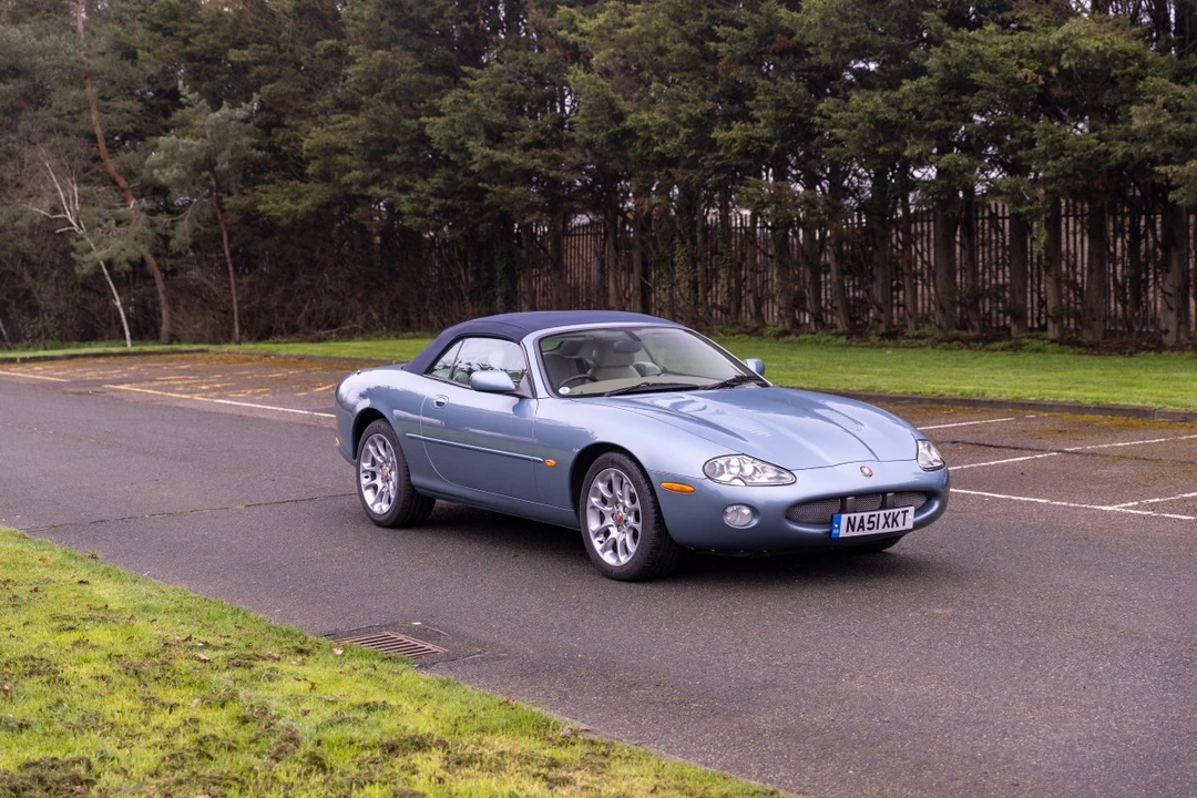 2001 Jaguar X100 XKR - Image 22 of 30