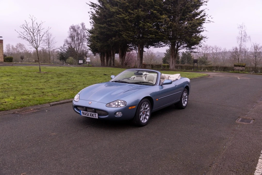 2001 Jaguar X100 XKR - Image 10 of 30