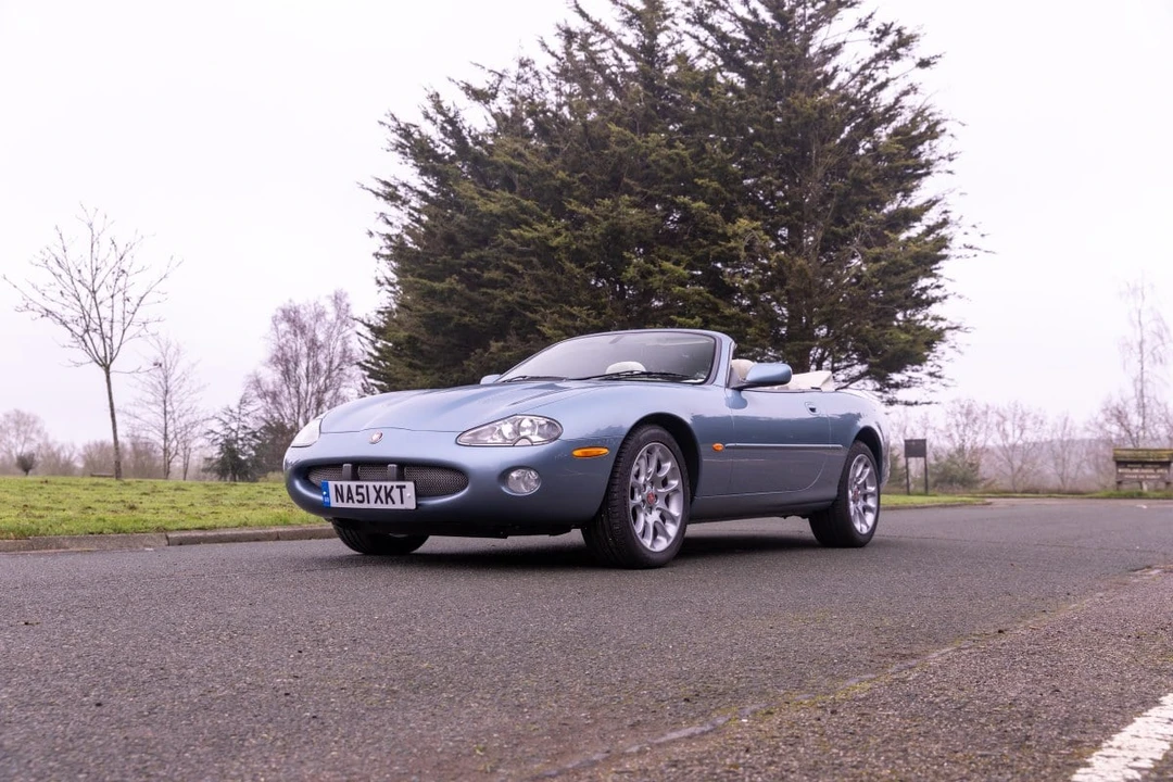 2001 Jaguar X100 XKR - Image 11 of 30
