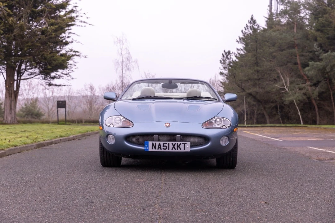 2001 Jaguar X100 XKR - Image 12 of 30