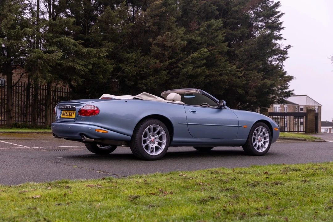 2001 Jaguar X100 XKR - Image 16 of 30