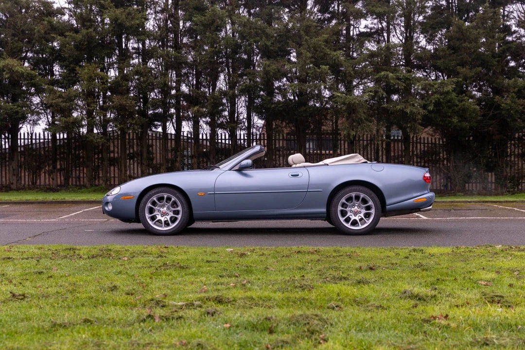 2001 Jaguar X100 XKR - Image 18 of 30