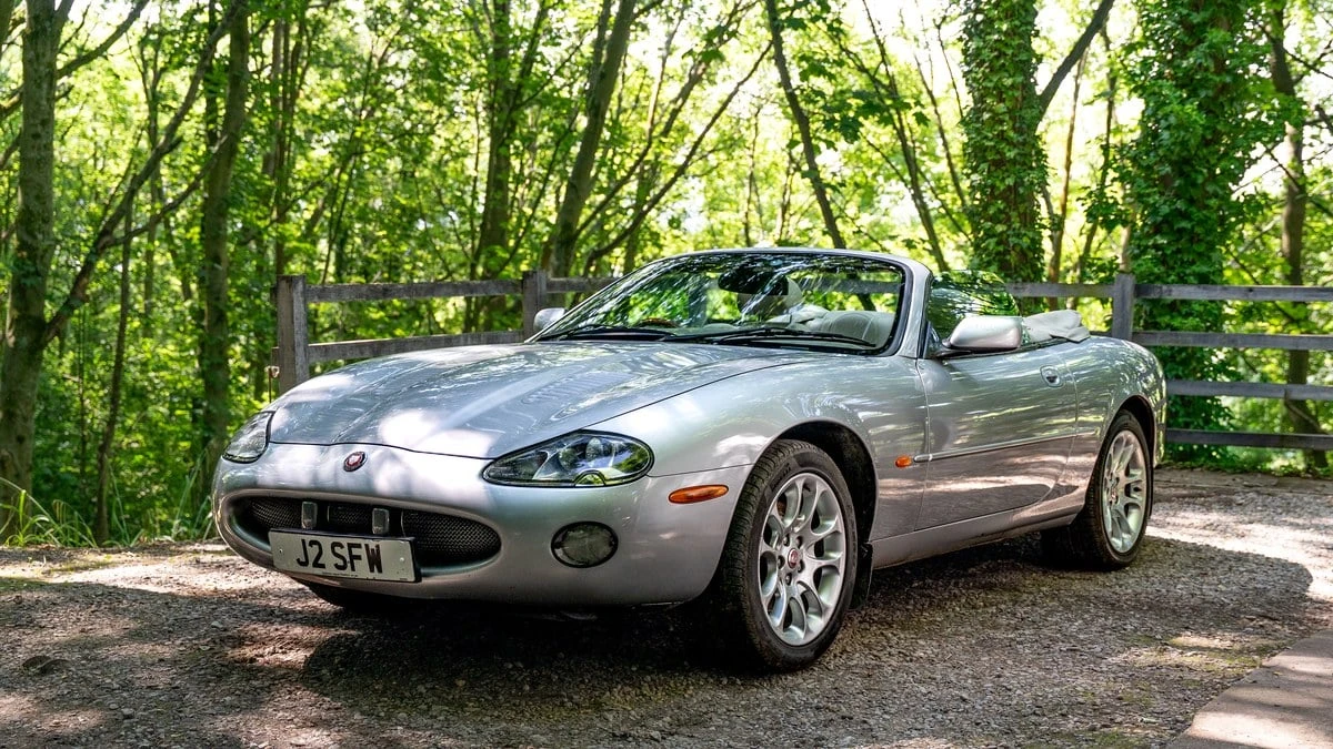 2001 Jaguar X100 XKR - Image 9 of 30