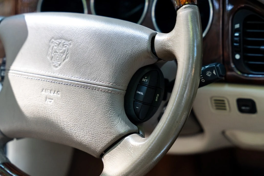 2001 Jaguar X100 XKR - Image 30 of 30