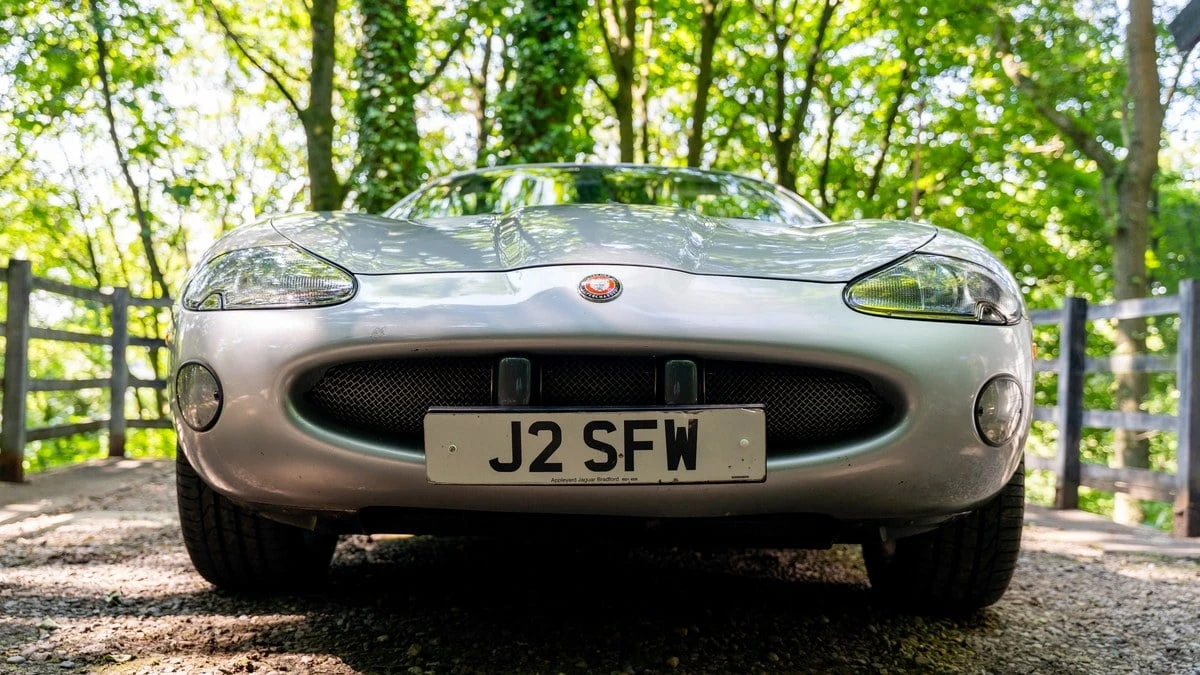 2001 Jaguar X100 XKR - Image 10 of 30
