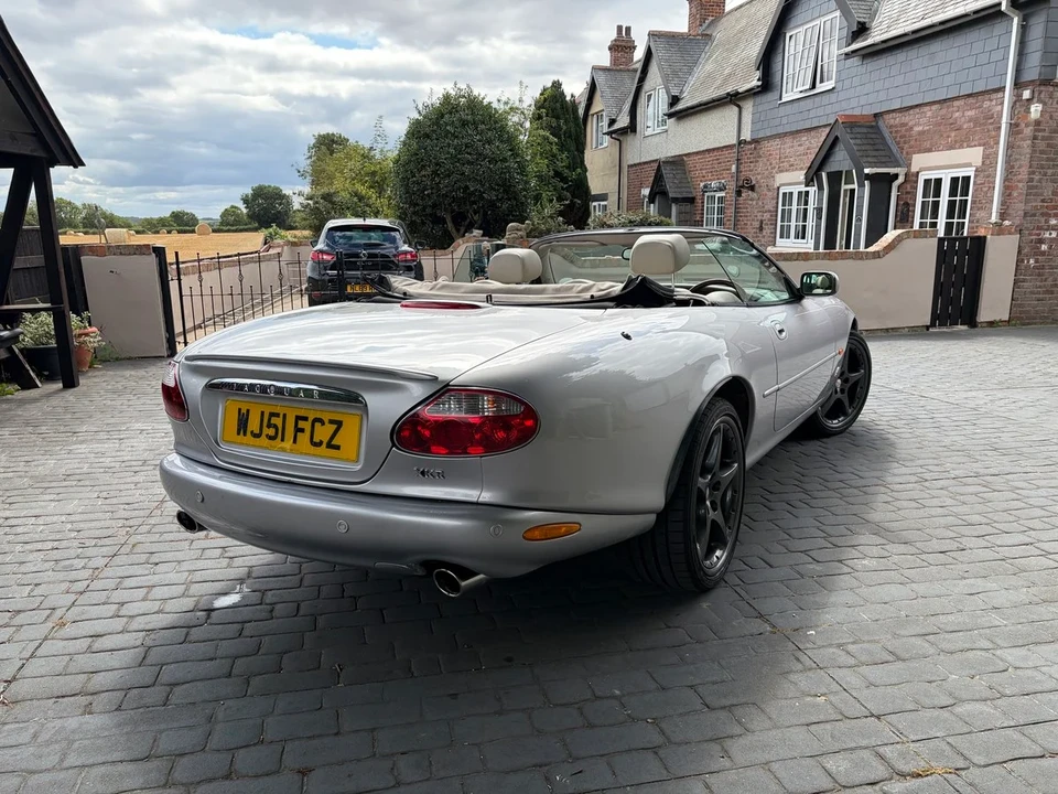 2001 Jaguar X100 XKR - Image 12 of 30