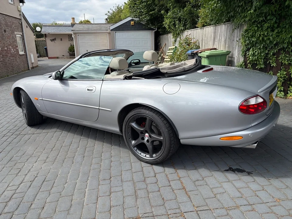 2001 Jaguar X100 XKR - Image 7 of 30