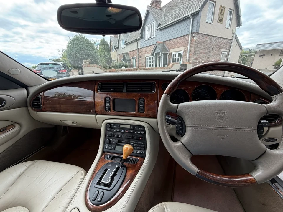 2001 Jaguar X100 XKR - Image 30 of 30