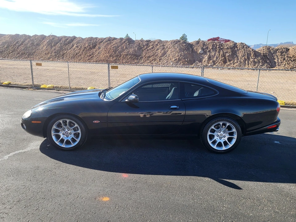 2001 Jaguar X100 XKR - Image 8 of 31