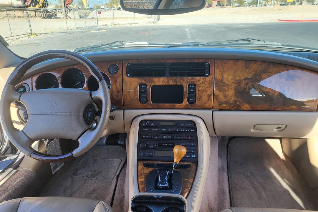 2001 Jaguar X100 XKR - Image 29 of 31