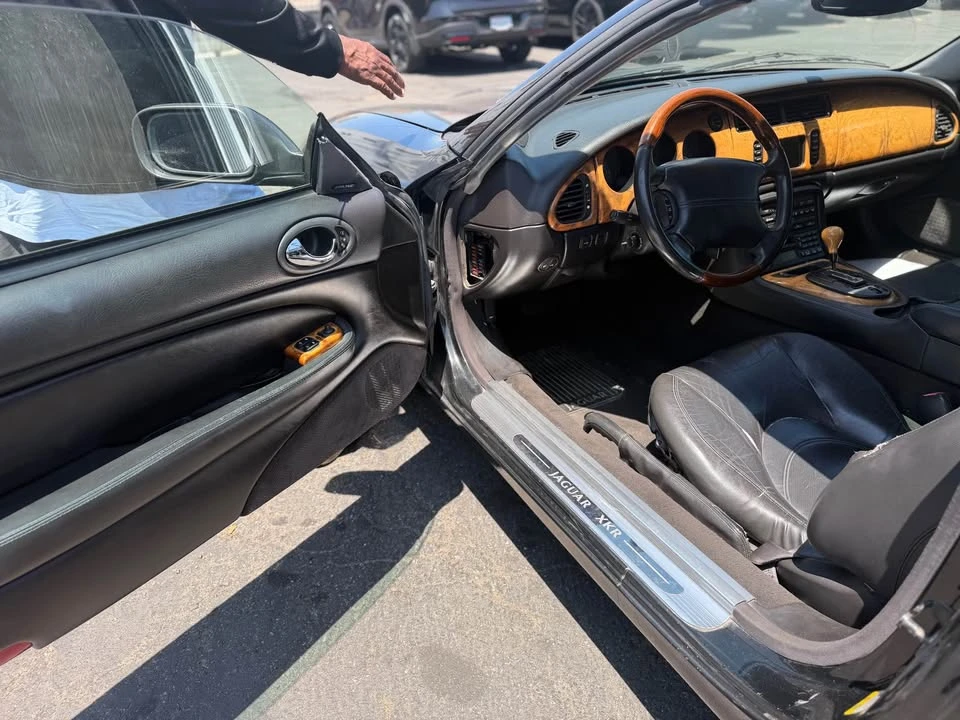 2001 Jaguar X100 XKR - Image 3 of 9