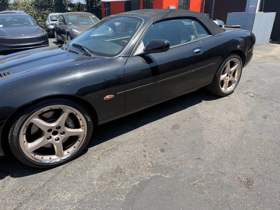 2001 Jaguar X100 XKR - Image 2 of 9