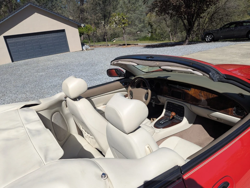 2001 Jaguar X100 XKR - Image 2 of 21