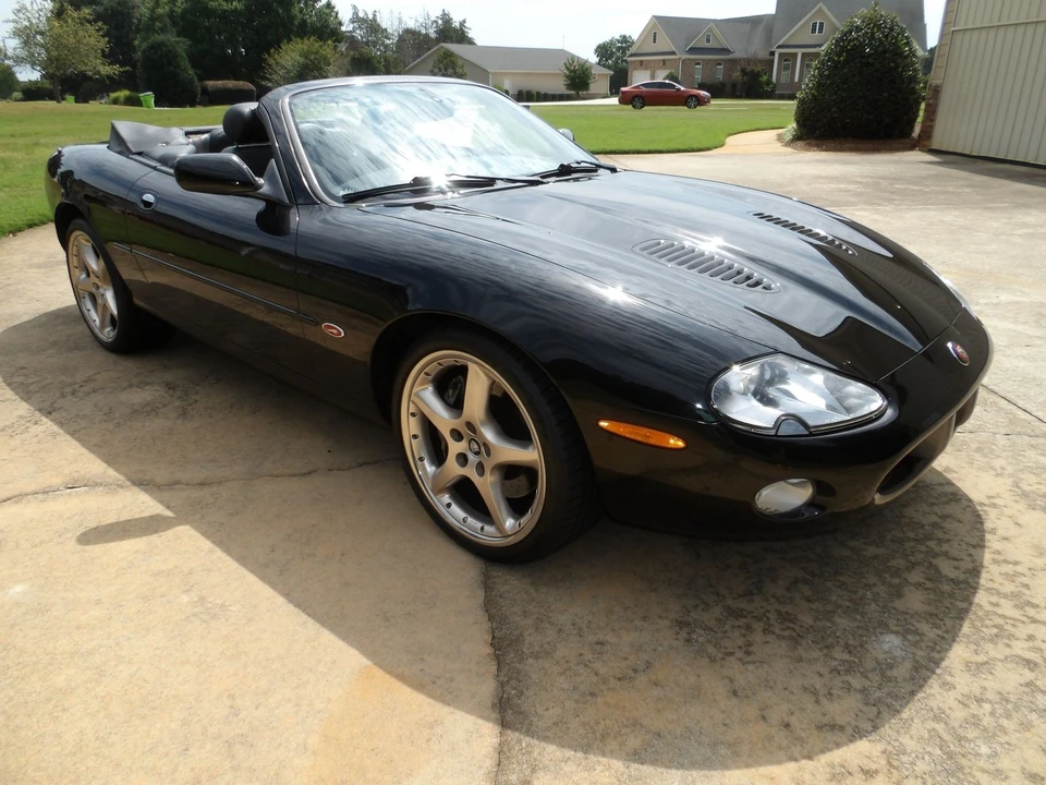 2001 Jaguar X100 XKR - Image 18 of 24