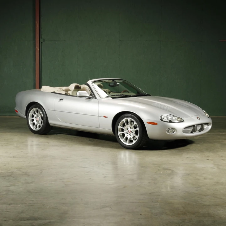2001 Jaguar X100 XKR - Image 2 of 31