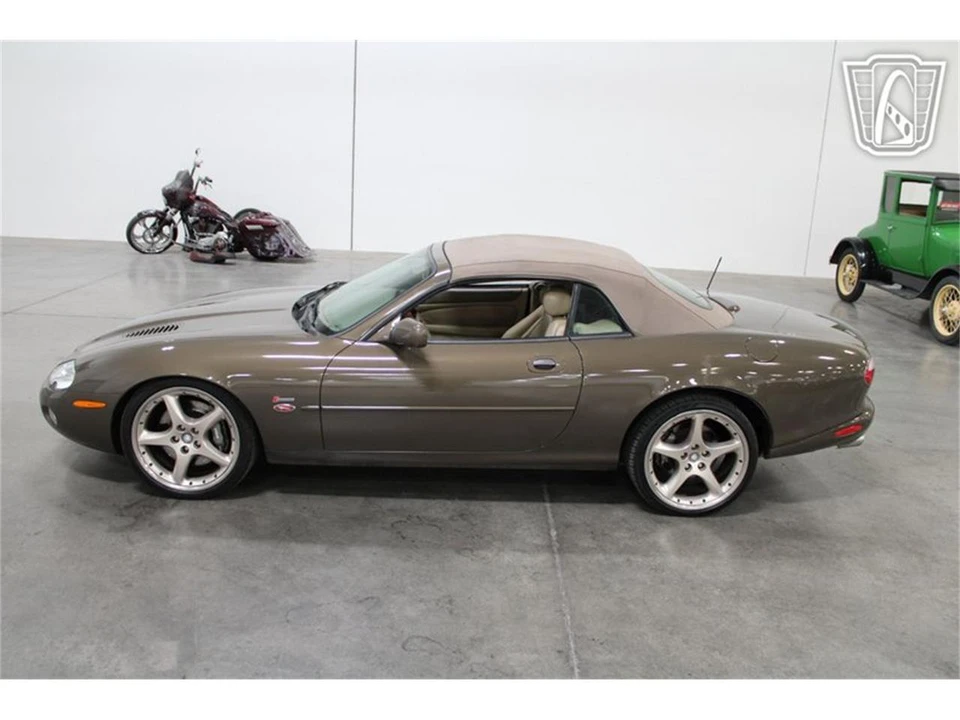 2001 Jaguar X100 XKR - Image 8 of 31