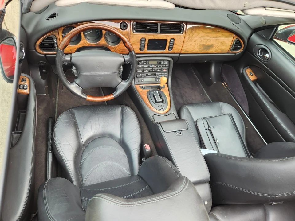 2001 Jaguar X100 XKR - Image 16 of 31