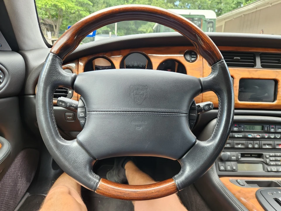 2001 Jaguar X100 XKR - Image 18 of 31
