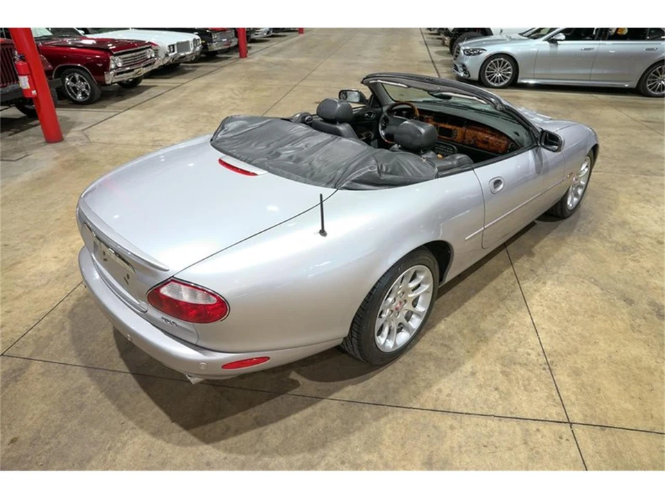 2001 Jaguar X100 XKR - Image 17 of 31