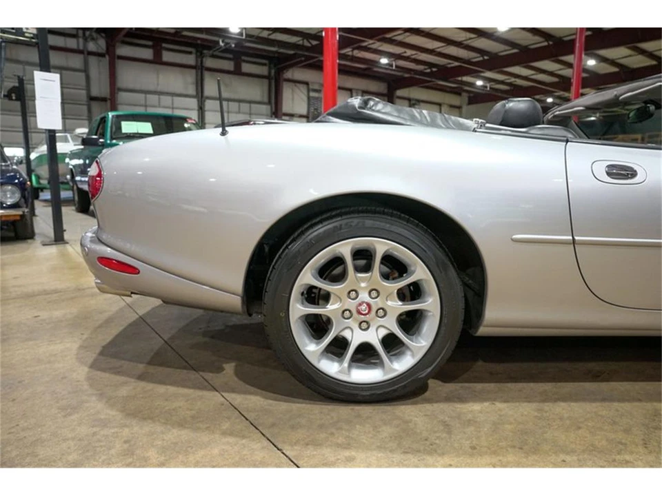 2001 Jaguar X100 XKR - Image 9 of 31