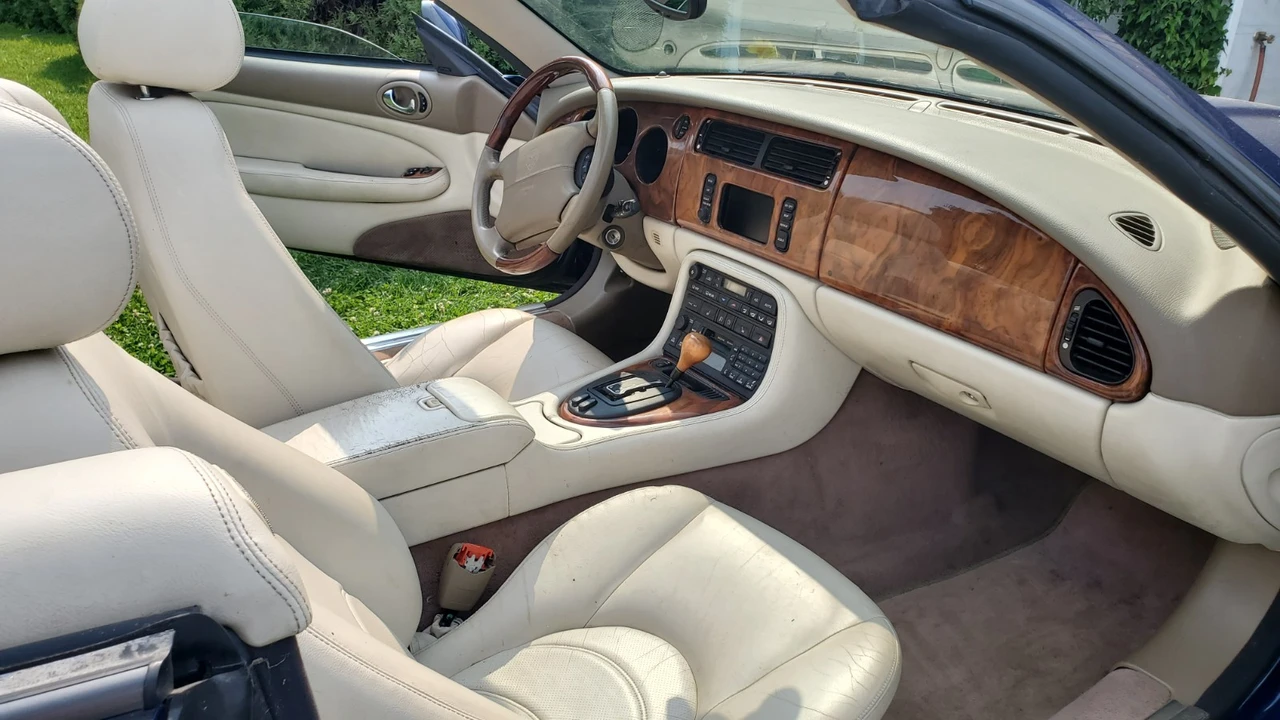2001 Jaguar X100 XKR - Image 3 of 31