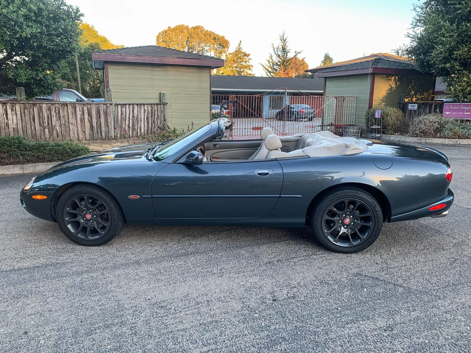 2001 Jaguar X100 XKR - Image 8 of 31