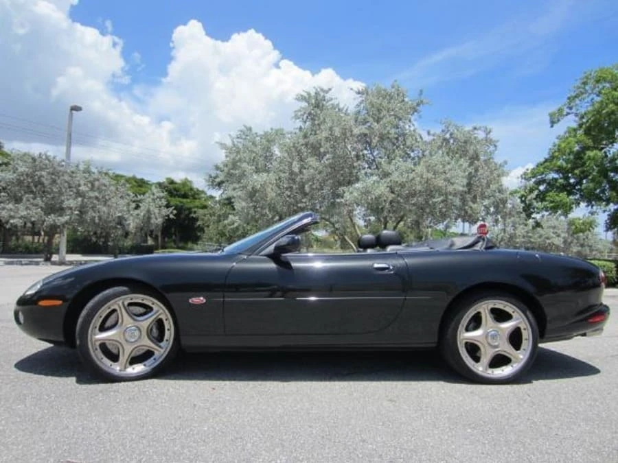 2001 Jaguar X100 XKR - Image 2 of 5