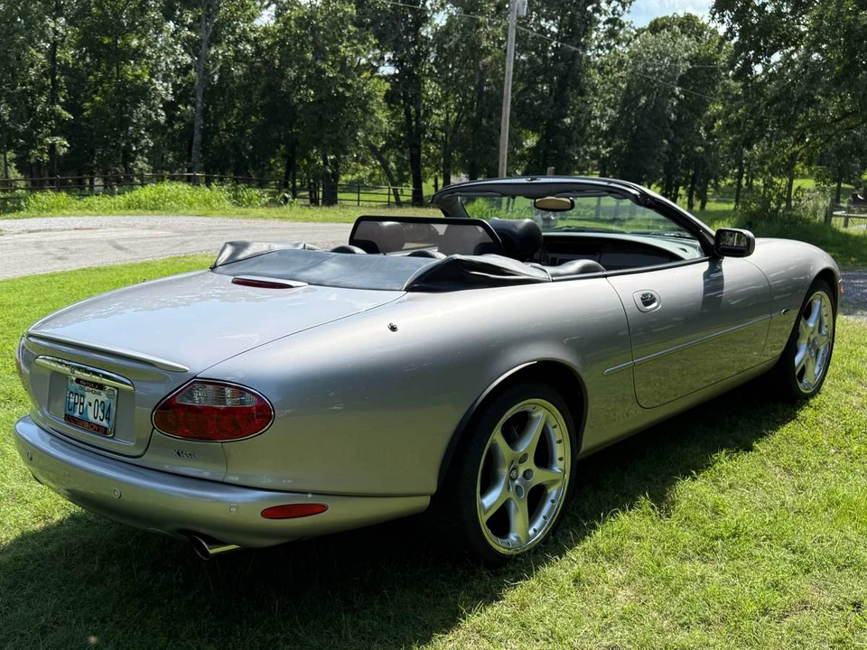 2001 Jaguar X100 XKR - Image 6 of 24