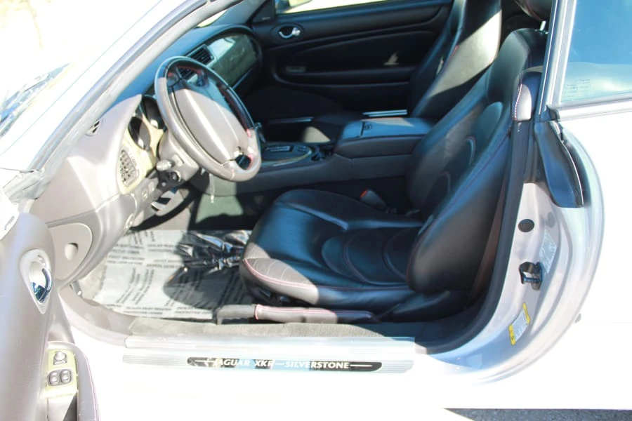 2001 Jaguar X100 XKR - Image 4 of 5