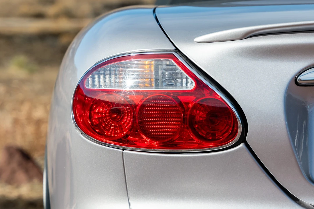 2001 Jaguar X100 XKR - Image 26 of 31