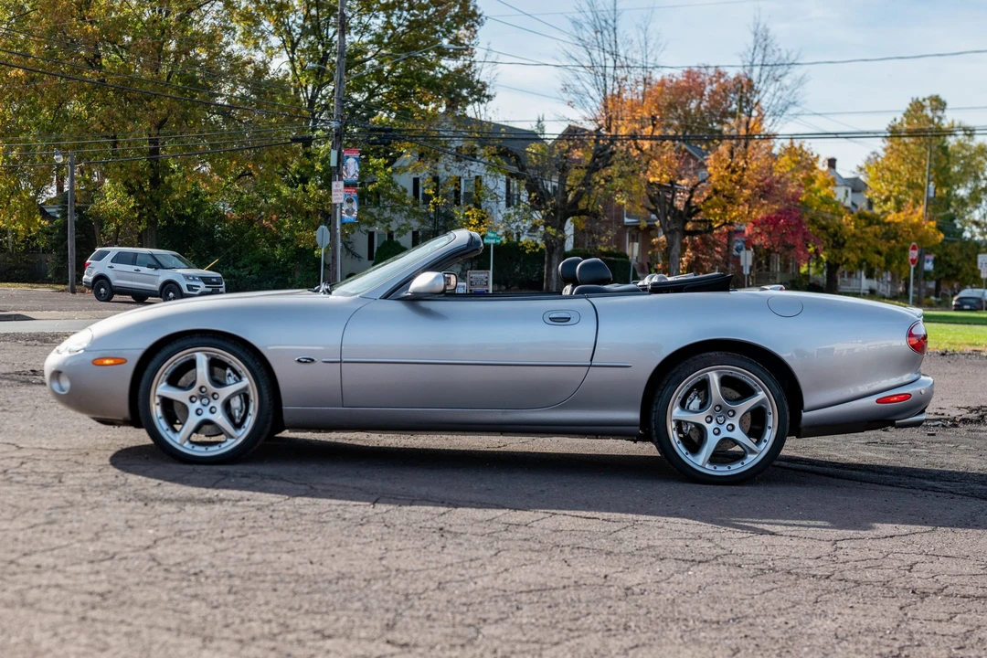 2001 Jaguar X100 XKR - Image 8 of 31