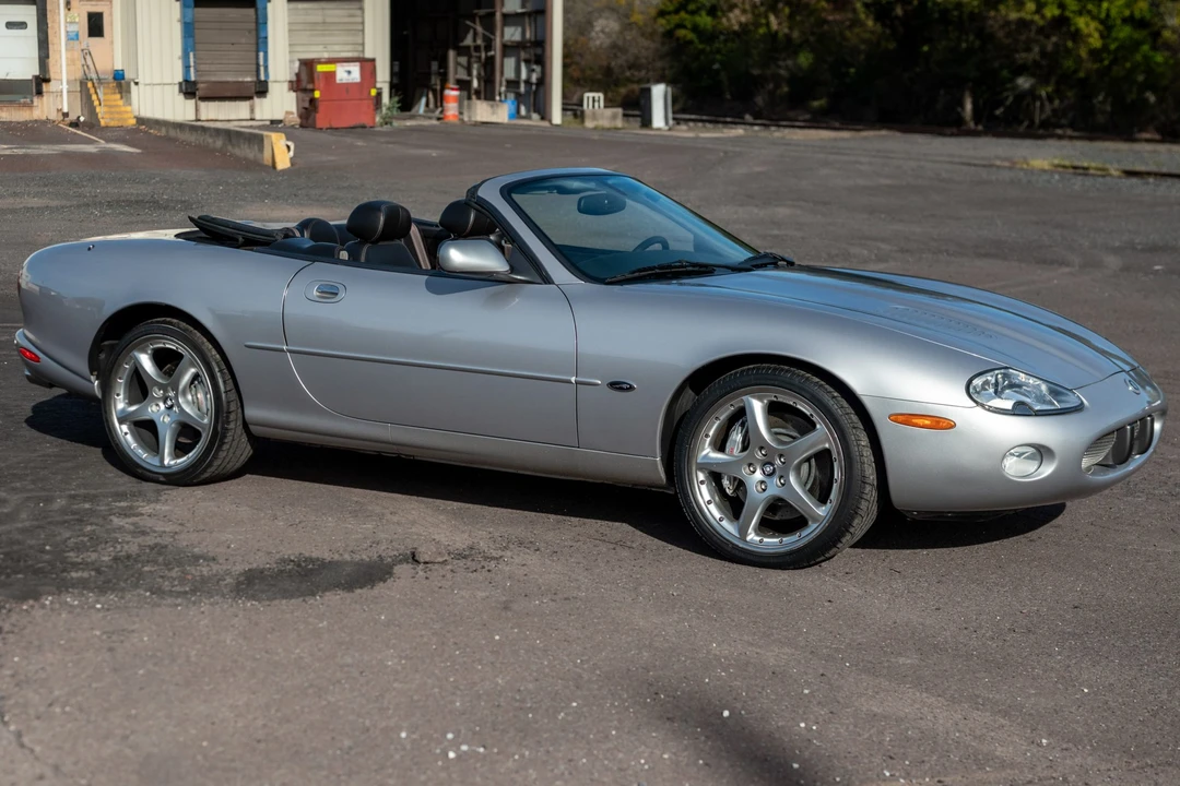 2001 Jaguar X100 XKR - Image 3 of 31