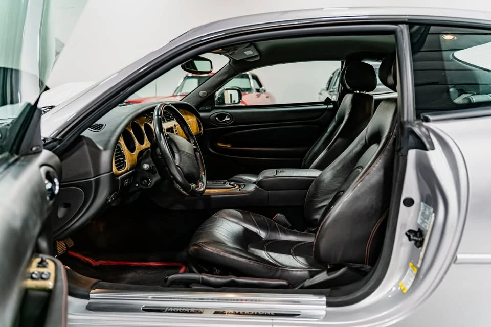 2001 Jaguar X100 XKR - Image 11 of 18