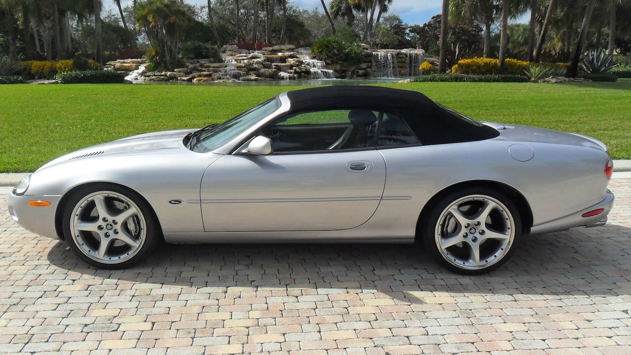 2001 Jaguar X100 XKR - Image 10 of 13