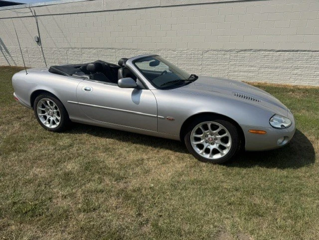 2001 Jaguar X100 XKR - Image 4 of 17