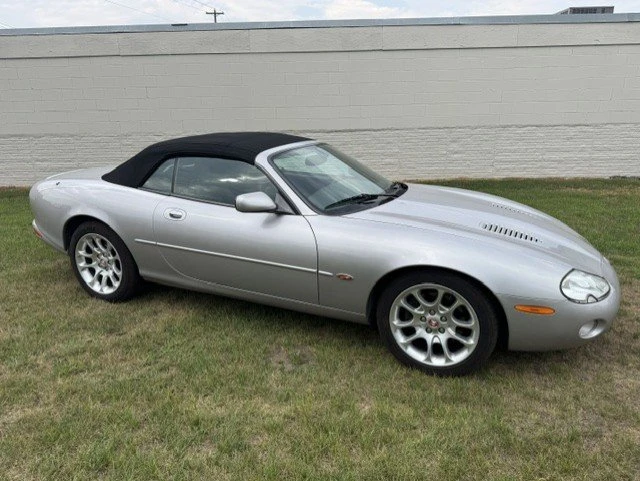 2001 Jaguar X100 XKR - Image 5 of 17